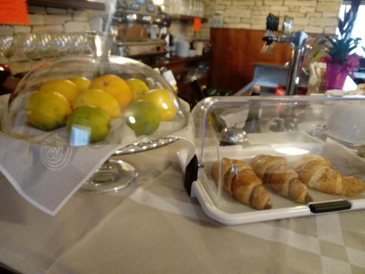 Albergo Alla Pineta Villa Santina Экстерьер фото